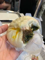 vegetable bun w chinese spinach 1pc s8 蔬菜菜包 1個